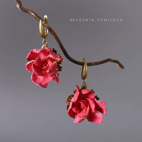 Red Roses Earrings
